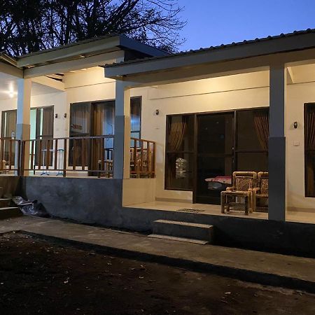 Naja Homestay ギリ・トラワンガン エクステリア 写真